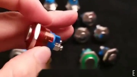 Interruptor de botón de encendido y apagado de alta calidad de fábrica, interruptor de botón de plástico con cabezal plateado de 10mm 1A 250VAC